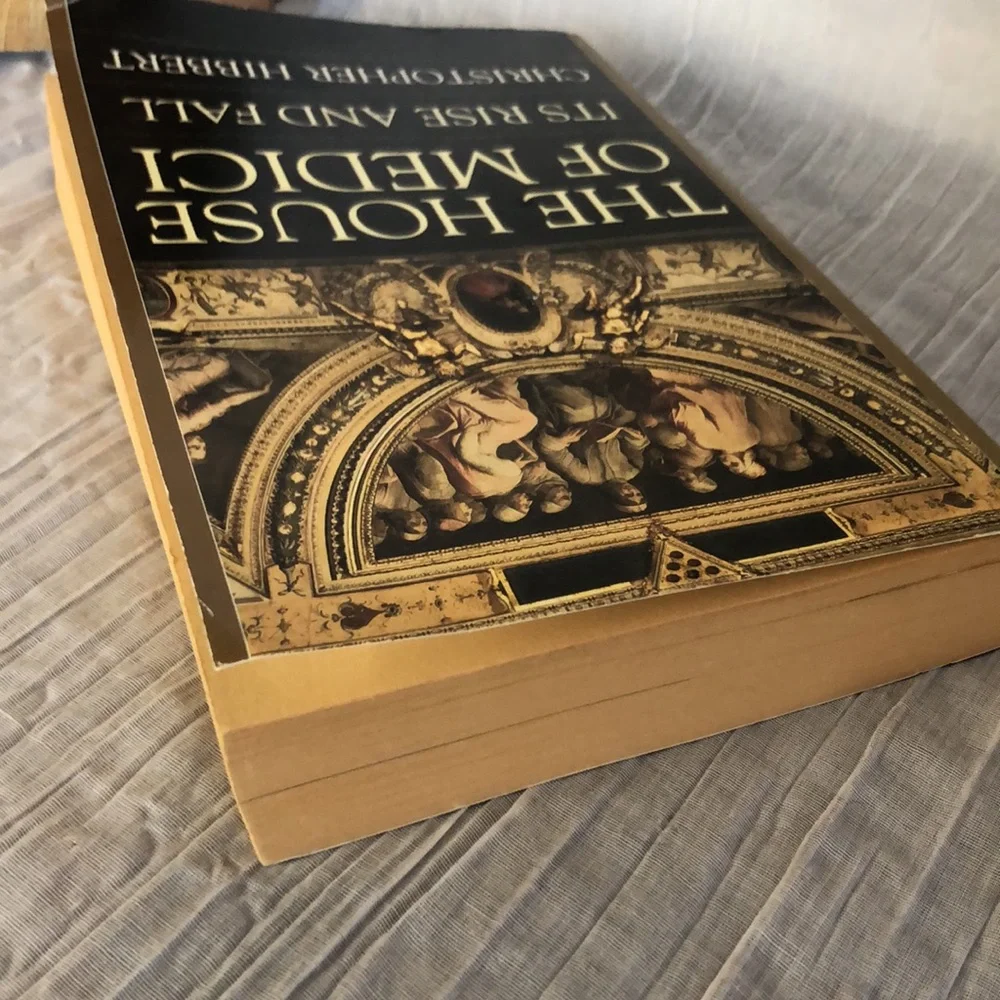 Lot 3 Florence Italy themed booksThe Prince Machiavelli  Leonardi DaVinvi Medici